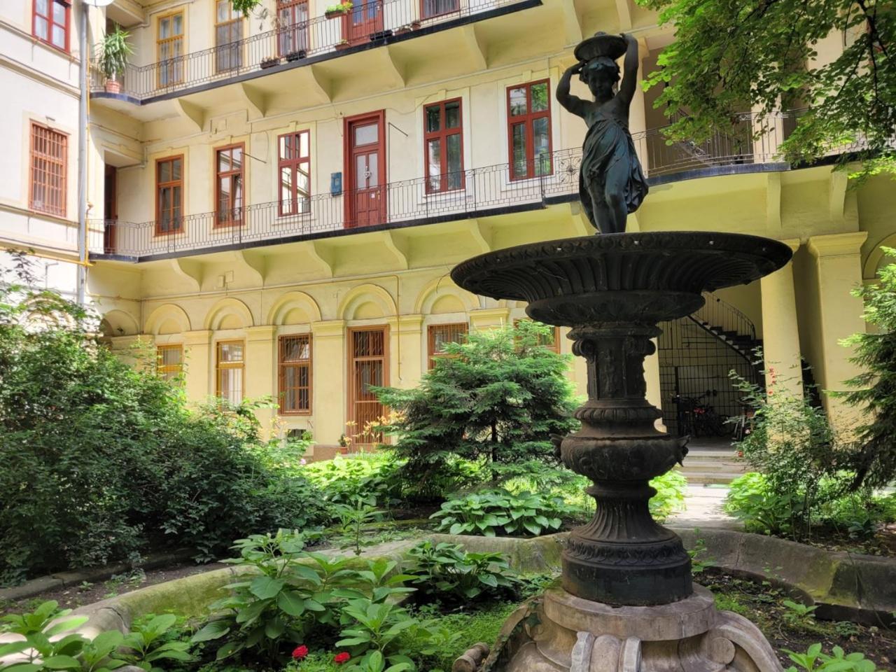 Liszt Studio Budapest Eksteriør billede